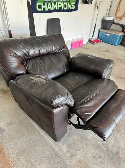 Photo of free Power recliner (Sherwood Park) #1