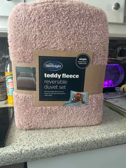 Photo of free Single bed quilt set.NEW (Airdrie ML6) #1