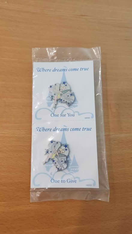 Photo of free Disney Tinkerbell "Pixie Dust" pins (Palm Park, Redwood City) #1