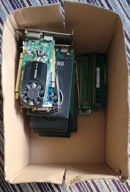 Photo of free Graphics cards & RAM (Newark) #1