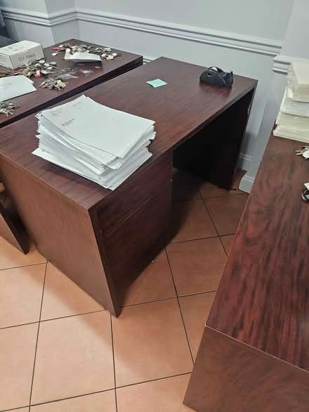 Photo of free Office desks (2nd & Washington Street) #3