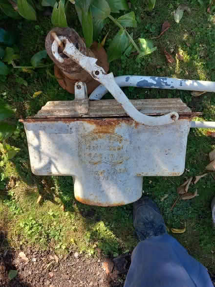 Photo of free High level toilet cistern (Portsmouth PO1) #1