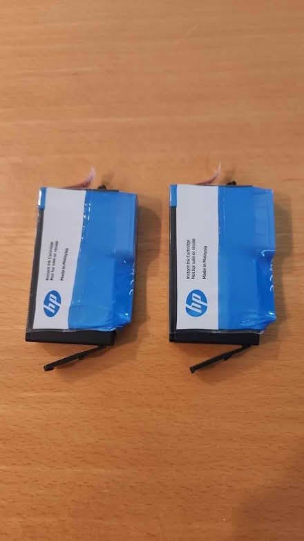 Photo of free Two HP color print cartridges (Palm Park, Redwood City) #3