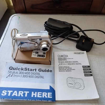 Photo of free Olympus digital camera (Knowle FY2) #1