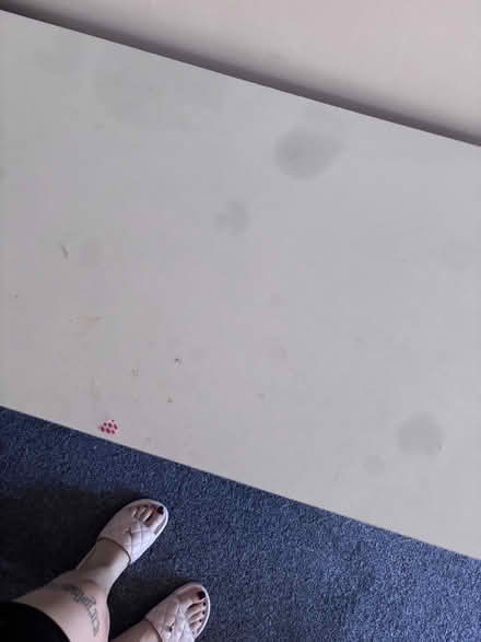 Photo of free White Desk (Micklefield HP13) #3