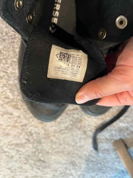 Photo of free Converse size 38, UK 5 (Wandsworth Town SW11) #4