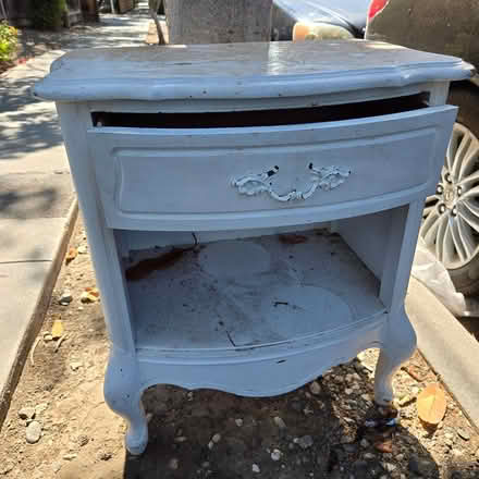 Photo of free Side Table (Chiquita Av MtnVw) #2