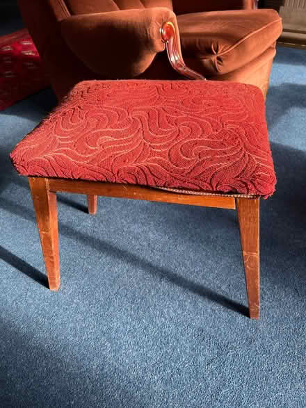 Photo of free Stool (Sutton D13) #1