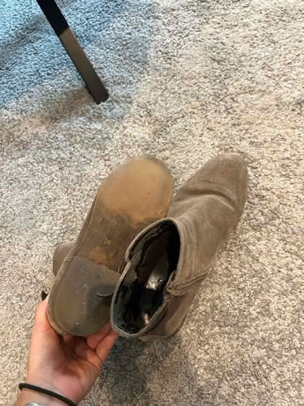Photo of free Size 38, UK5.5 (Wandsworth Town SW11) #1