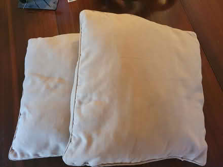 Photo of free 2 beige throw pillows (Toronto) #1