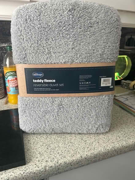 Photo of free Single bed quilt set.NEW (Airdrie ML6) #2