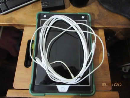 Photo of free Apple IPad (Clearwater 33756) #3