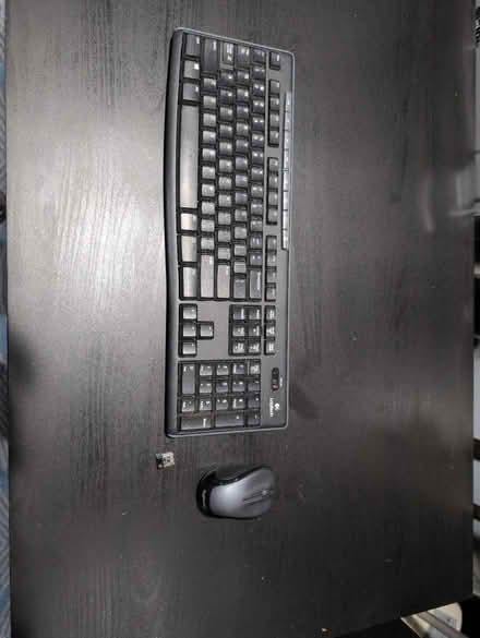 Photo of free Wireless mouse and keyboard (Brentwood) #1