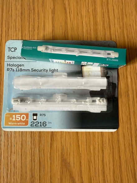 Photo of free 2 X Halogen Bulbs (Cutteslowe OX2) #1