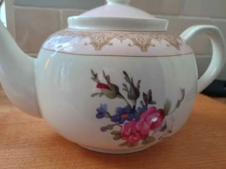Photo of free Large teapot (Barming Heath ME16) #3
