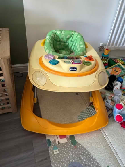 Photo of free Baby walker (Co2 7uh) #3