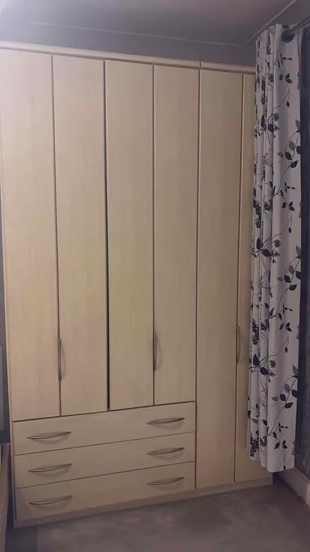 Photo of free Nolte cuoboards (SW20) #2