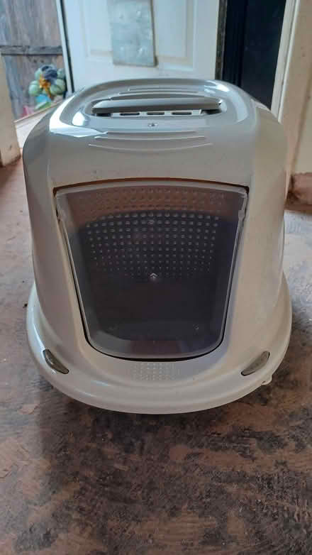 Photo of free Small cat litter box (Larklands, DE7) #1