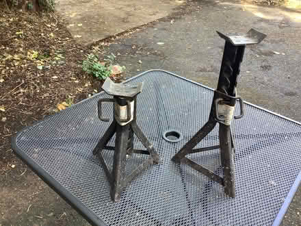 Photo of free Pair of car axle stands (Newport Pagnell MK16) #1