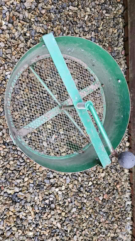 Photo of free Clarke Soil Sifter (Bilton HG1) #4