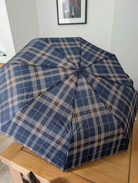 Photo of free Umbrella without handle (S11 near Endcliffe park) #4