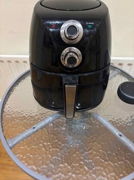 Photo of free Airfryer (W4 1) #1
