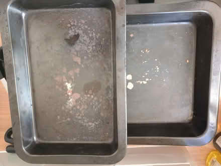 Photo of free Oven trays (Barming Heath ME16) #2