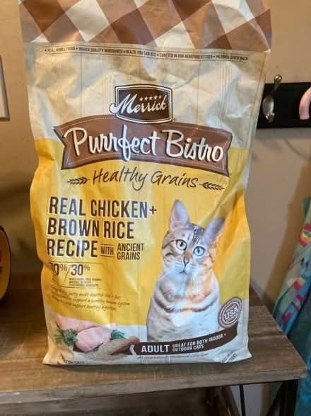 Photo of free Dry cat food (Parsippany) #1