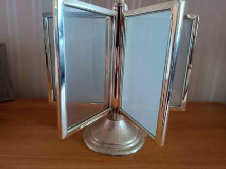 Photo of free Rotating photo frame (Bilton CV22) #1
