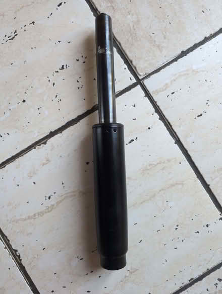 Photo of free Gas lift cylinder for office chair (Darby Green GU17) #1