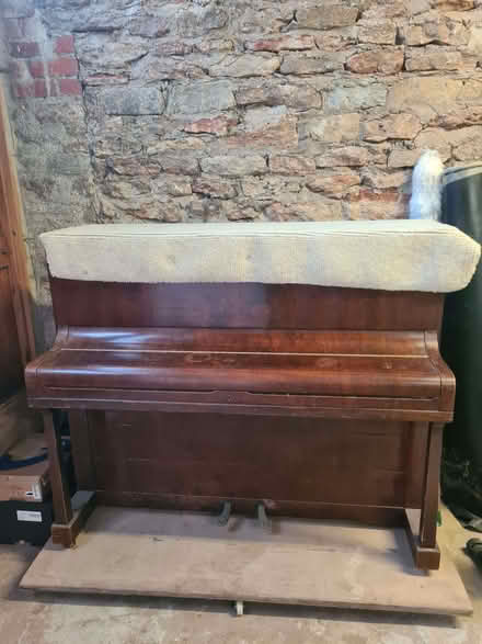 Photo of free Piano (Coxley BA5) #1