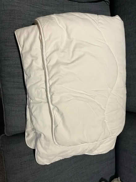 Photo of free John Lewis 1 person duvet (Wandsworth Town SW11) #1