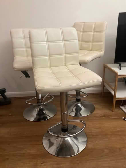 Photo of free 3 bar stools (Harringay N8) #1