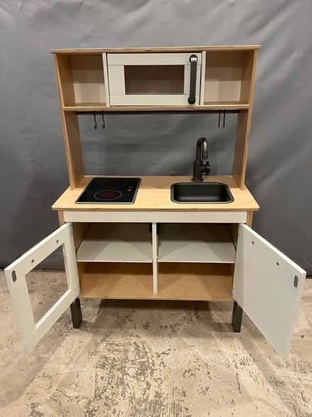 Photo of free Ikea toy kitchen (Parsippany) #2