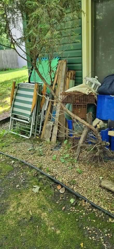 Photo of free Some good stuff some junk (Burnsville) #4