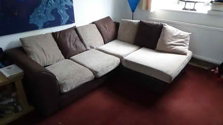 Photo of free L Shaped Corner Suite Sofas/Settees (S8 Lowedges) #1