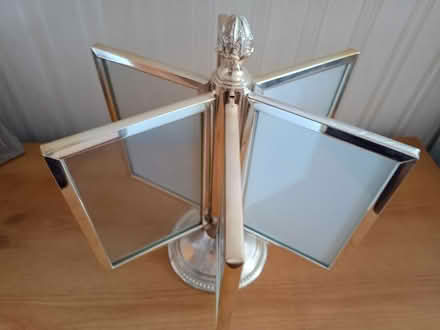 Photo of free Rotating photo frame (Bilton CV22) #2