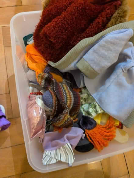 Photo of free Soft dolls and assorted clothes (Five Ways B16) #2