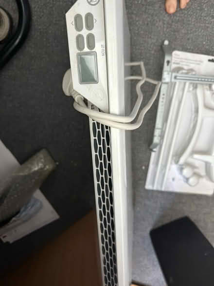 Photo of free White Wall heater (Dulwich Hill) #3