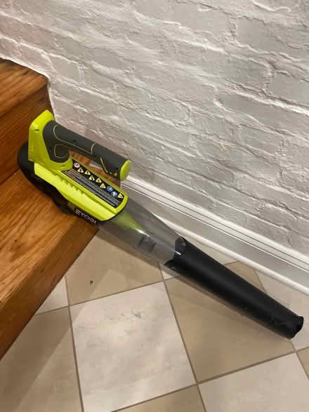 Photo of free Ryobi leaf blower (Cleveland Park) #2