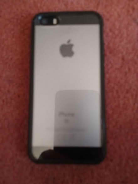 Photo of free iPhone SE reset to Factory Settings (B90 shirley) #1