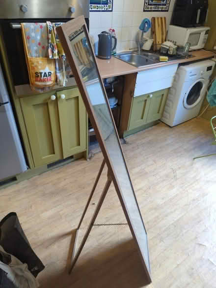 Photo of free Mirror (G42) #2
