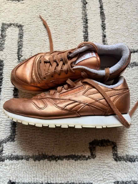 Photo of free Rose gold Reeboks 7.5-8 (Rego Park) #1