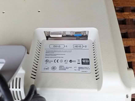 Photo of free Old 19" Sony screen, VGA cable (Chelmsford, CM1) #3