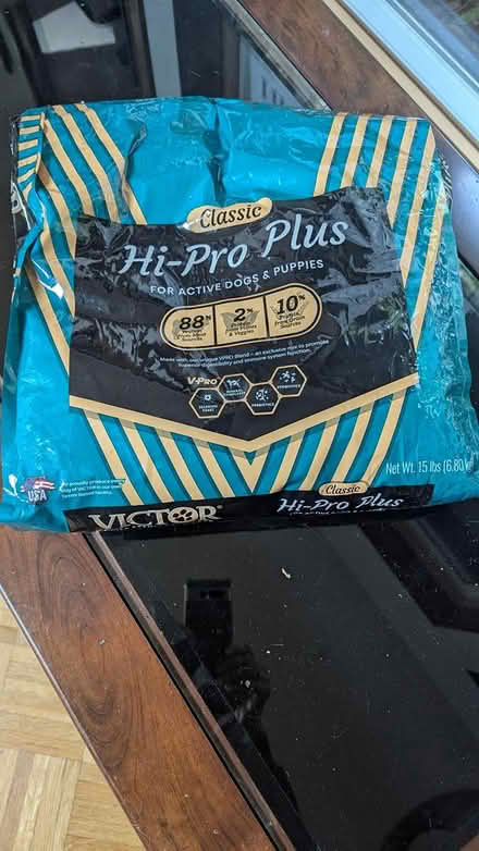 Photo of free Dog Food (Bellevue Bridle Trails area) #1