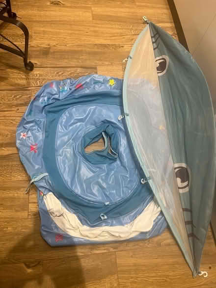 Photo of free Assorted kids swimming pool floats (SE26) #2