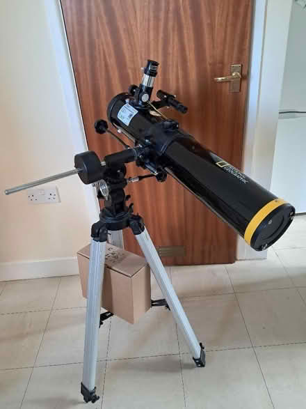 Photo of free National Geographic Telescope (Belper DE56) #4