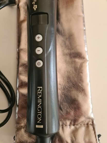 Photo of free Curling wand (Weybridge KT13) #2
