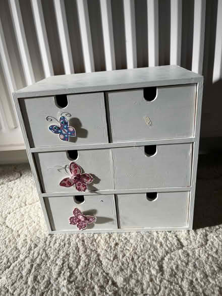 Photo of free Small wooden storage box (Linslade LU7) #1