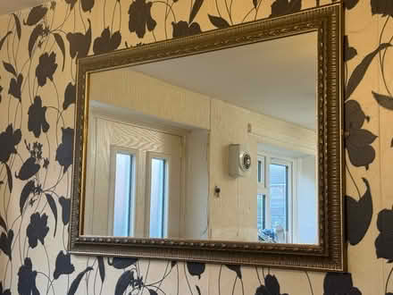 Photo of free Large mirror (SK3 Adswood) #1